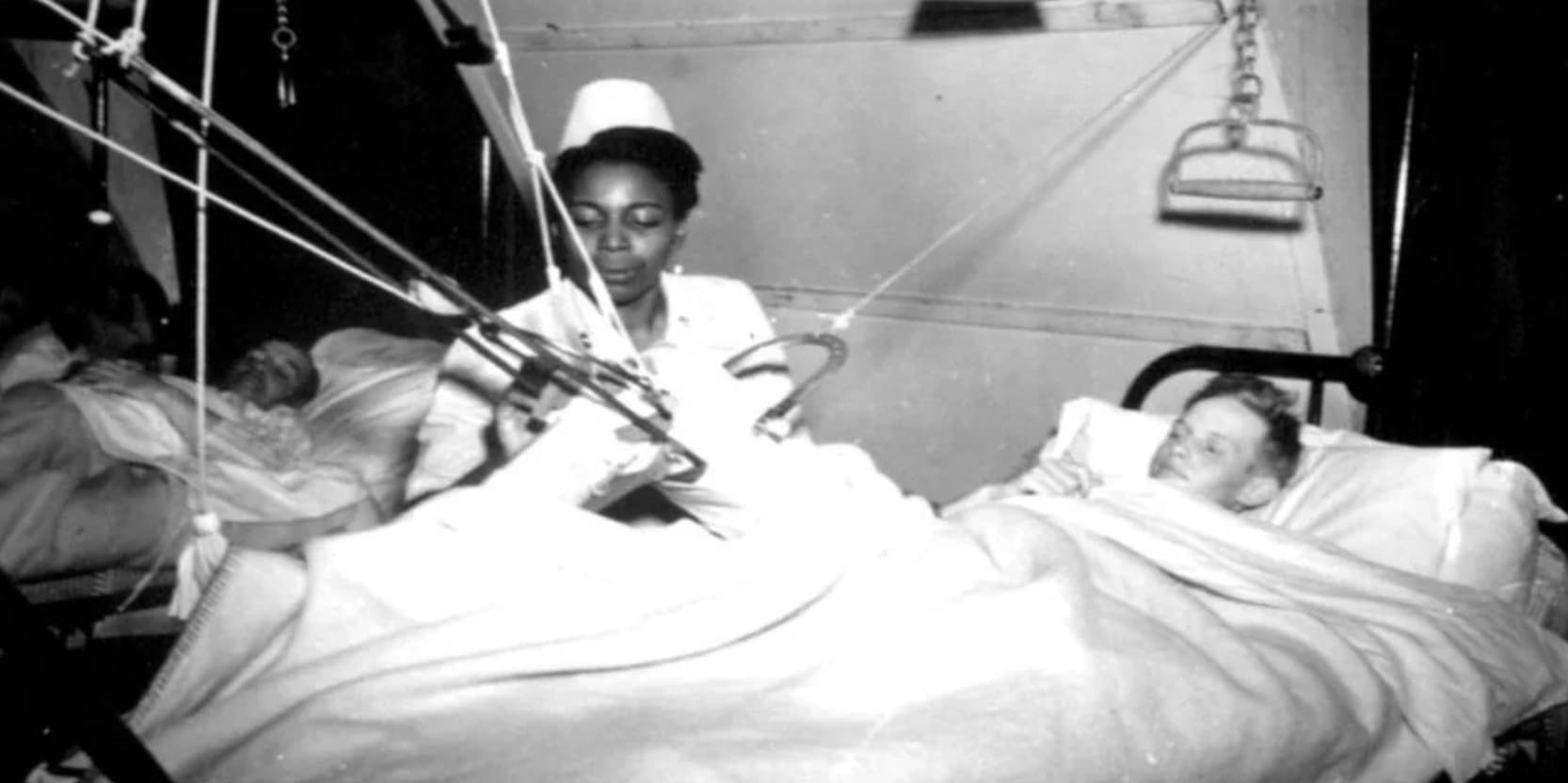 nurse in world war 2